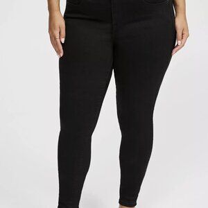 NWOT - Black Torrid Jegging Jeans Size 22